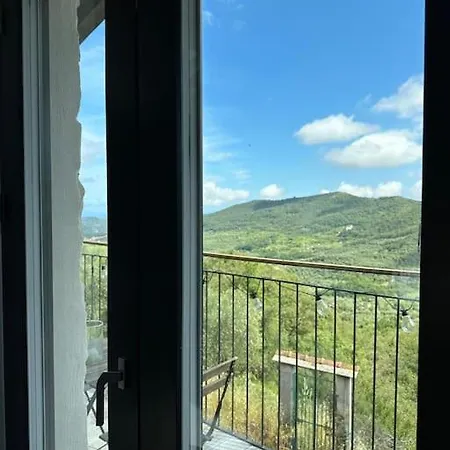 Beautiful Ligurian House With Pool 빌라 *