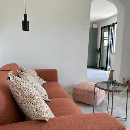 Beautiful Ligurian House With Pool